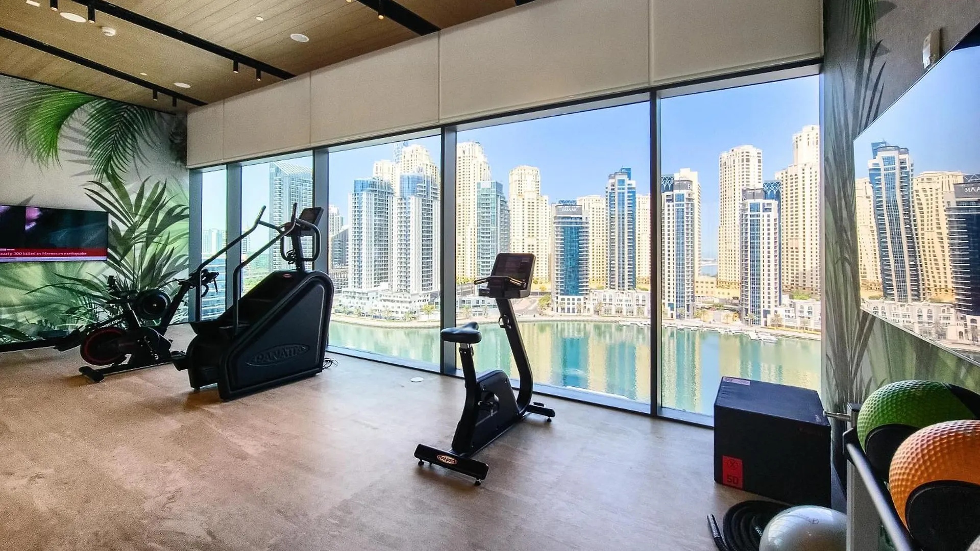 Elegant Family Apartment In Marina Vida Residence Dubai