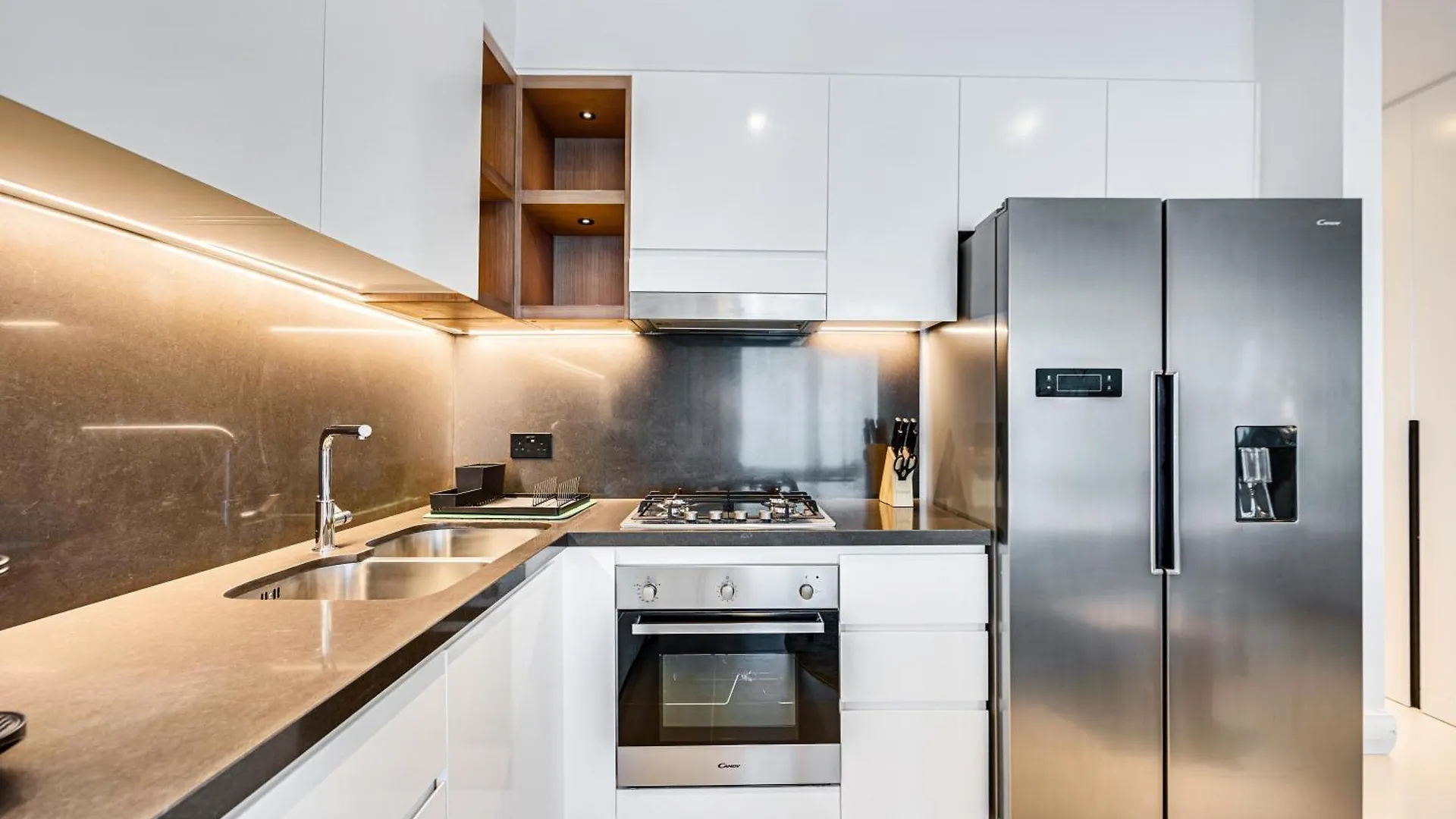 Elegant Family Apartment In Marina Vida Residence Dubai